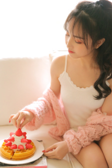 漂亮的女邻居3下载